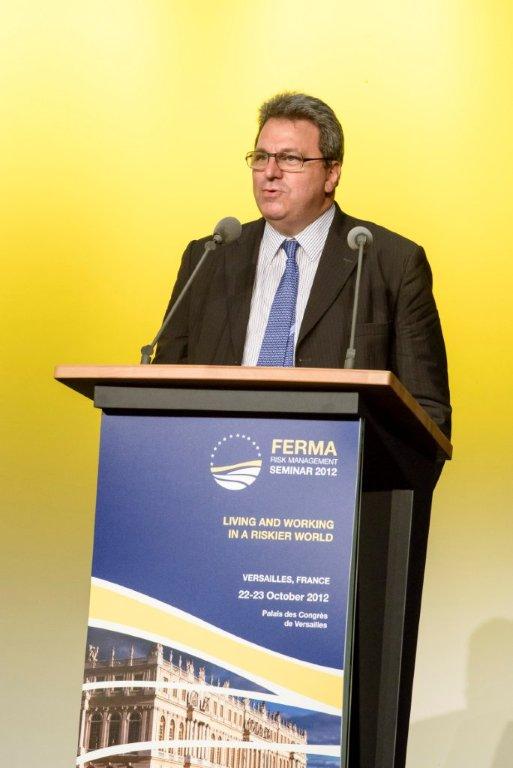 The President of FERMA Jorge Luzzi launches the results of the 2012 FERMA Benchmarking Survey